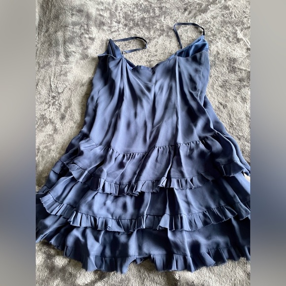 Nicole Miller wrap dress, mini, silk, in navy with ruffles, size 6 - Picture 3 of 7